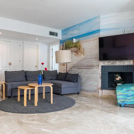 Apartment Ab Properties: Golden Mile Penthouse With Pool Near Puerto Banus *
